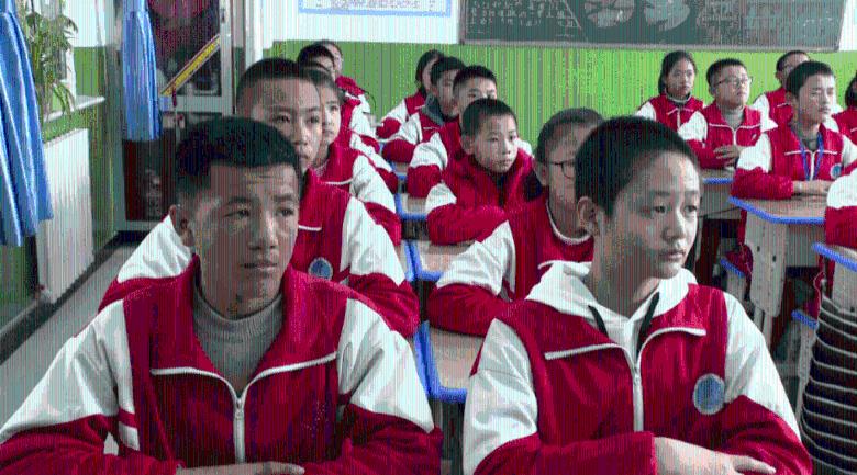 南沙岛礁大小有几百个,为何我国首先选择赤瓜礁填海开发
