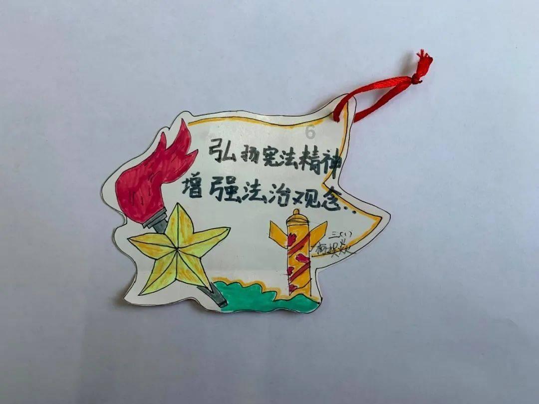 父母有精神病史，子女可以当公交车司机吗？游戏画面